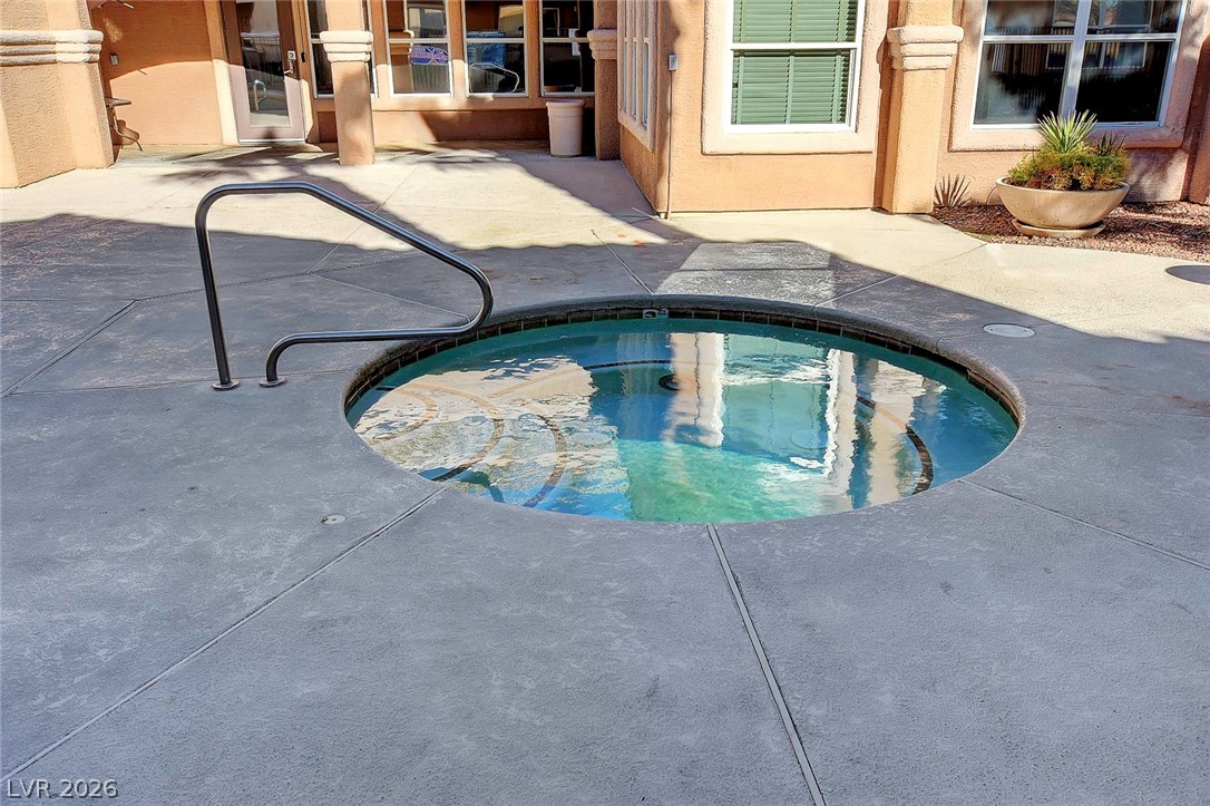 Photo 29 of 40, 8101 W Flamingo Road #2109