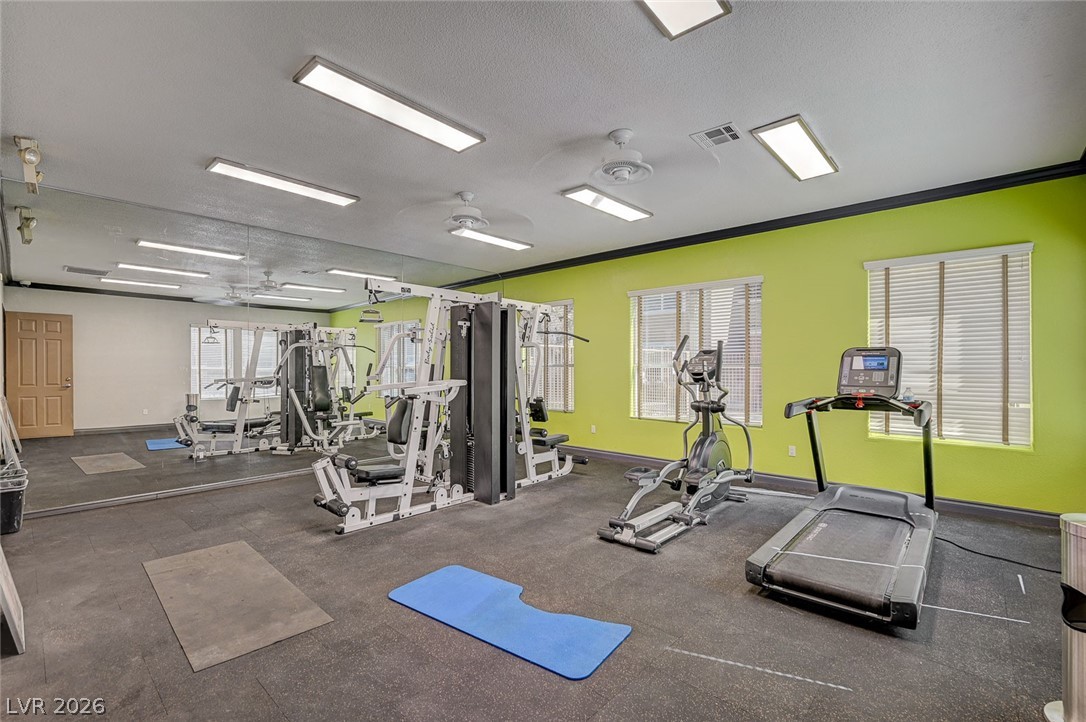 Photo 30 of 40, 8101 W Flamingo Road #2109
