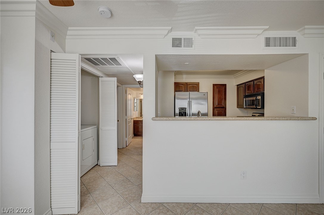 Photo 18 of 40, 8101 W Flamingo Road #2109