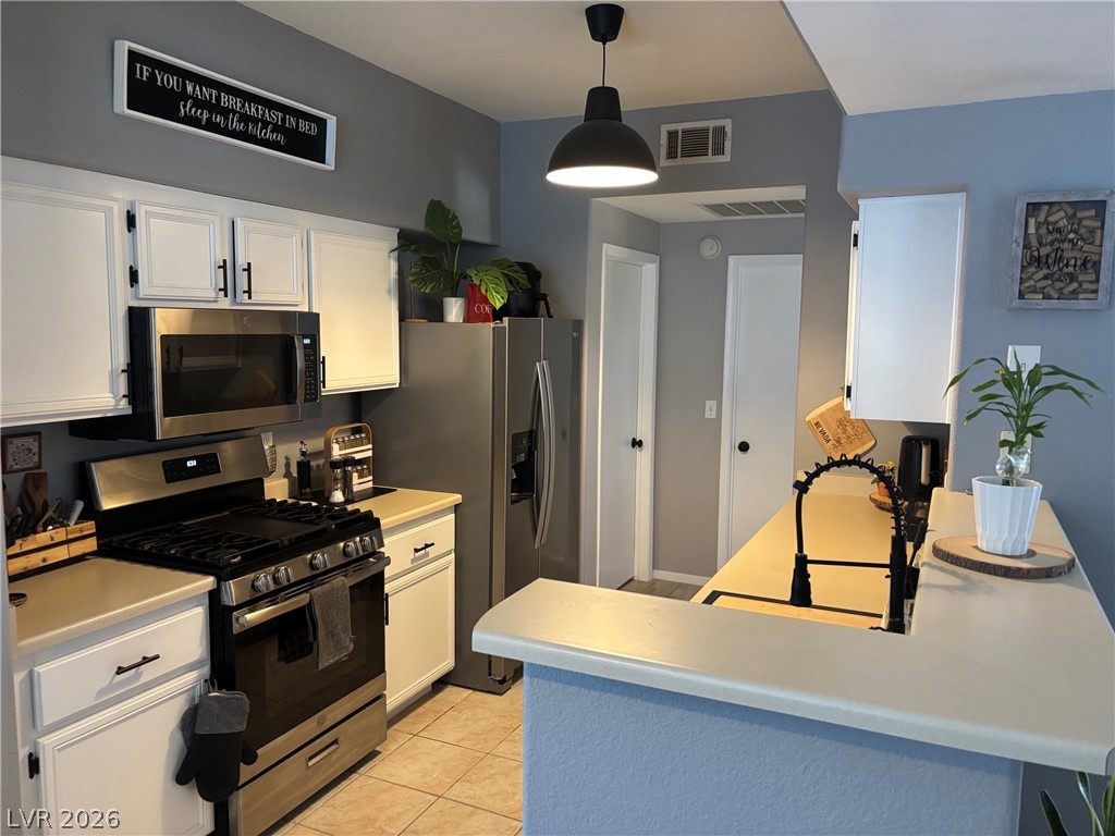 Photo 9 of 24, 9050 W Warm Springs Road #2035