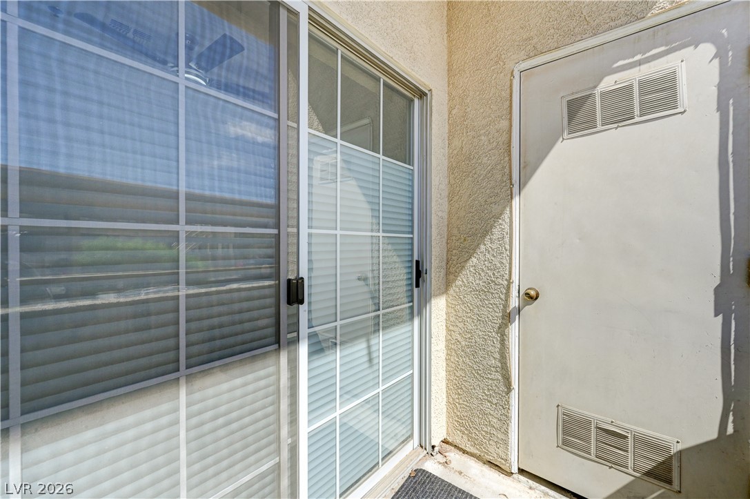 Photo 19 of 27, 1817 Cutlass Drive #0