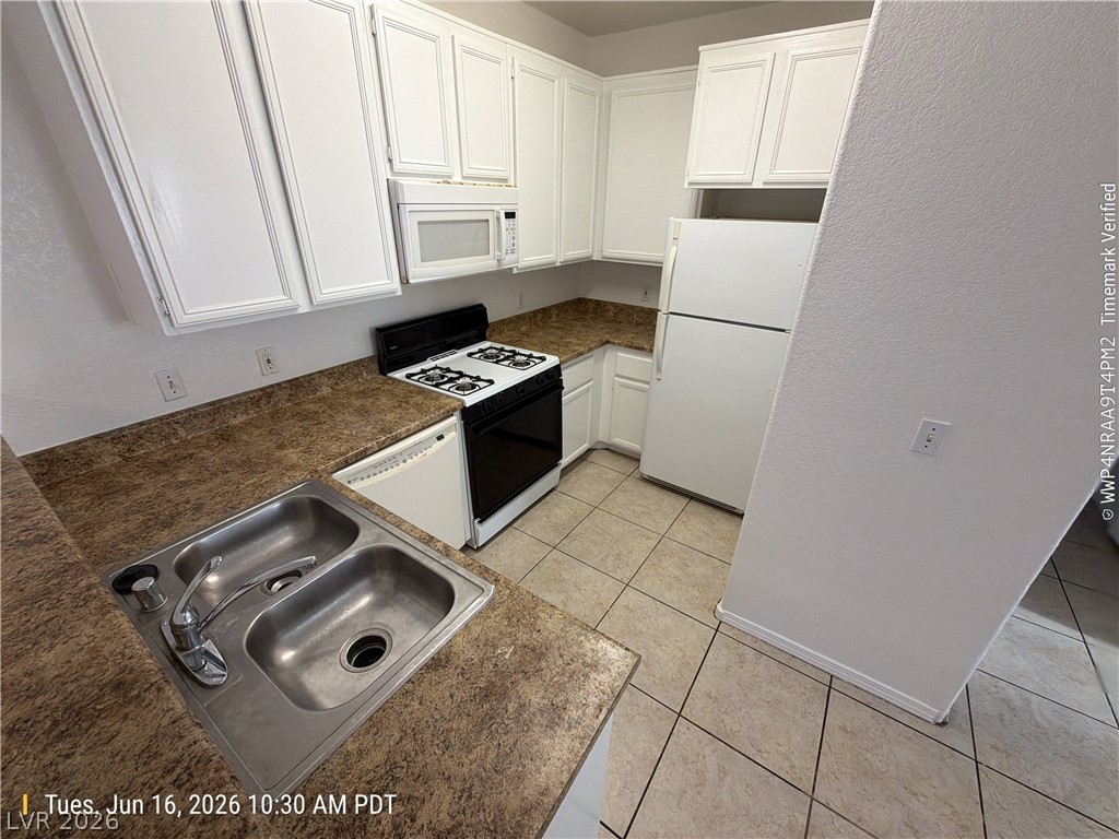 Photo 8 of 22, 4730 E Craig Road #1124