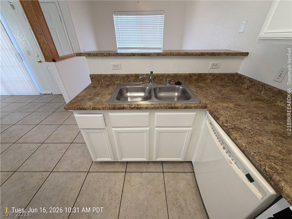 Photo 9 of 22, 4730 E Craig Road #1124