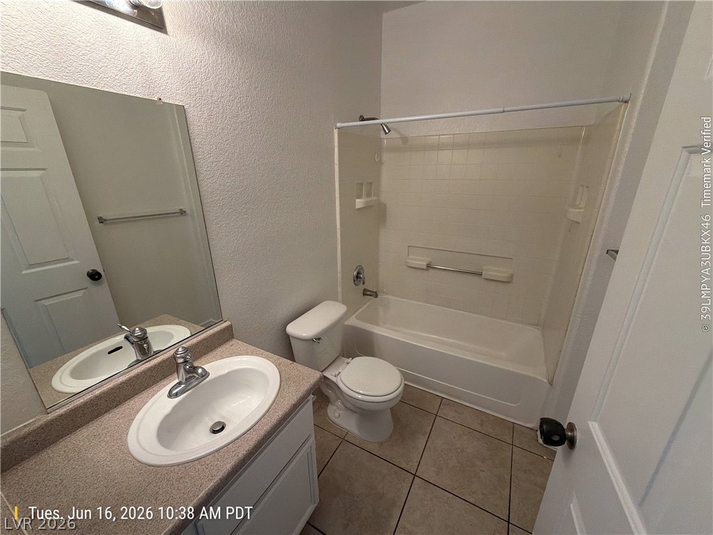Photo 12 of 22, 4730 E Craig Road #1124
