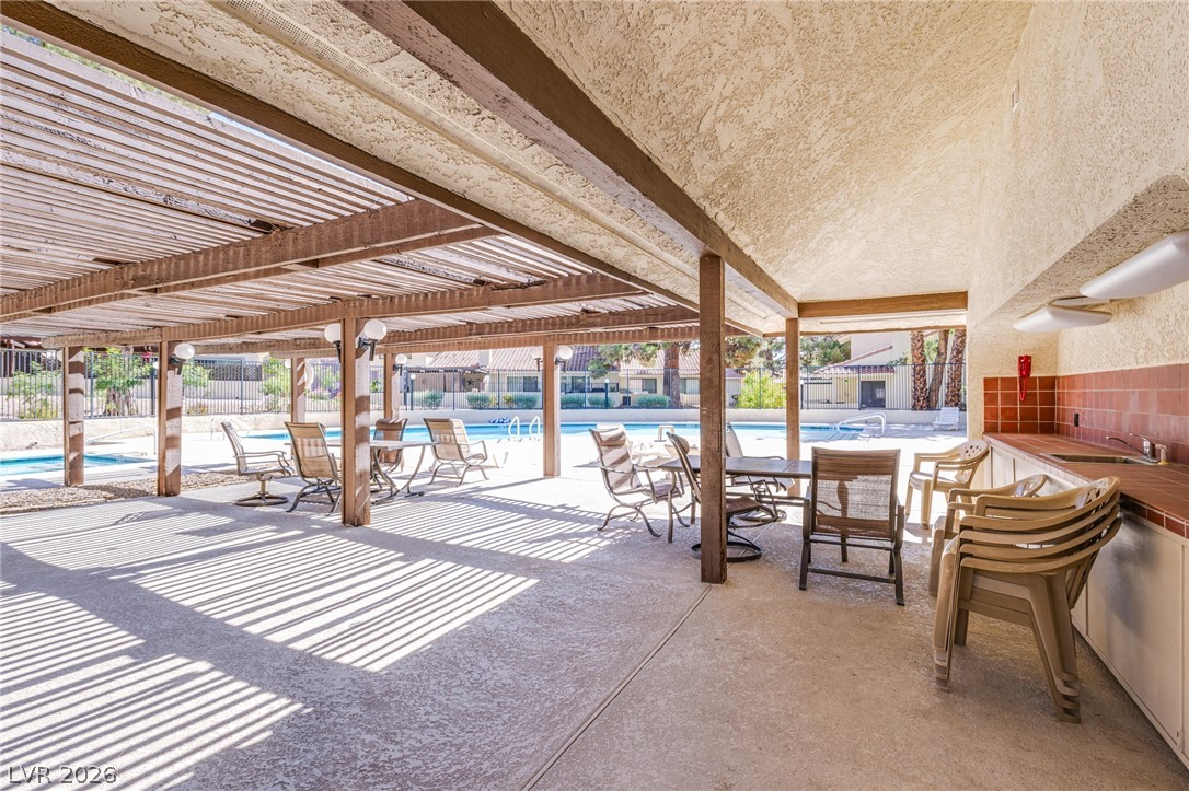 Photo 9 of 27, 2835 Glendevon Circle