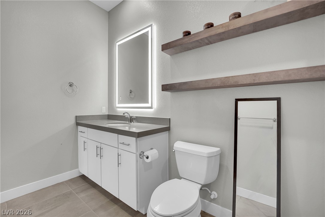 Photo 18 of 40, 9141 Las Manaitas Avenue #301