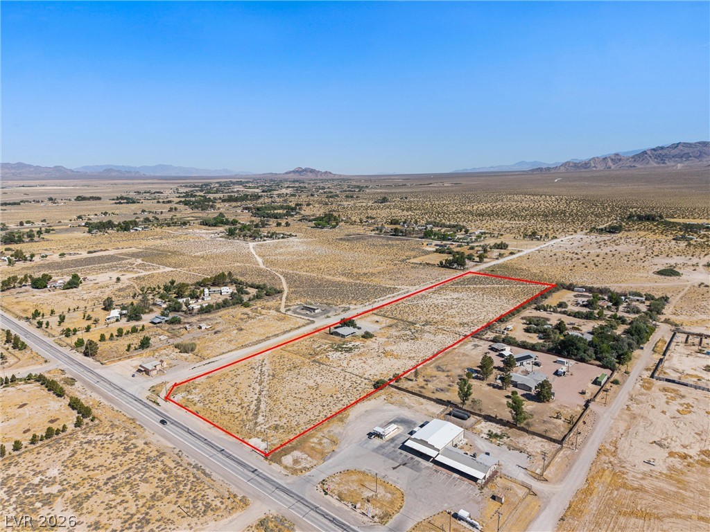 Photo 9 of 43, 120 N Mojave Street