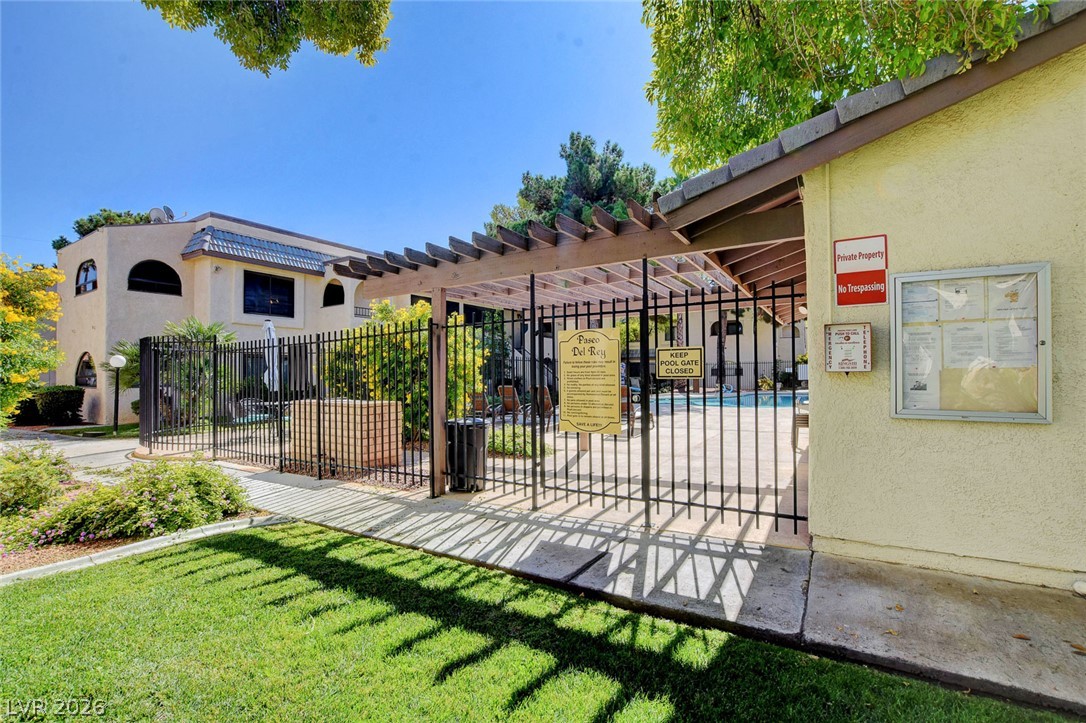 Photo 11 of 42, 1412 Santa Margarita Street #H