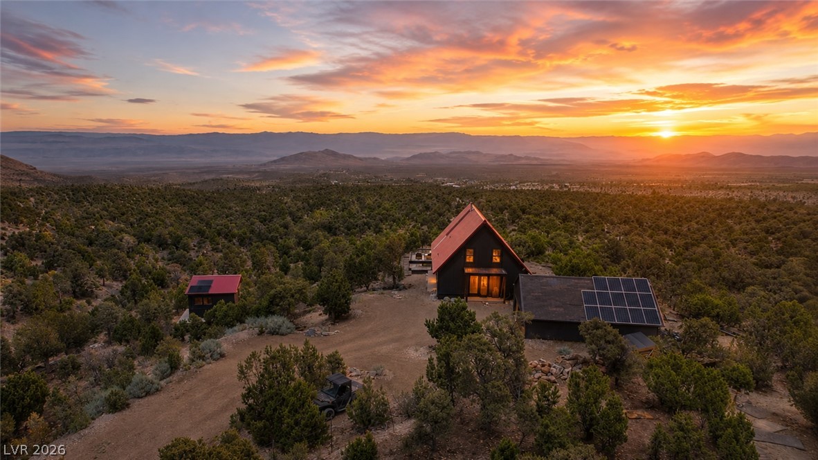 154 Oak Trail Circle, Cold Creek 89124