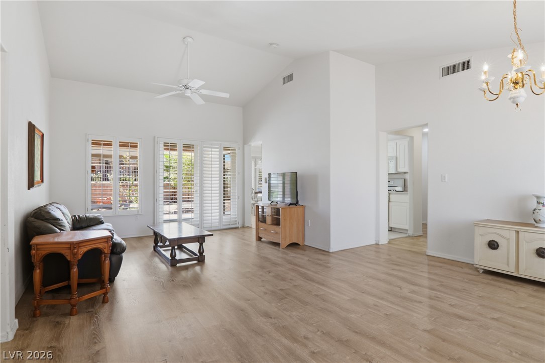 Photo 10 of 49, 9917 Woodhouse Drive