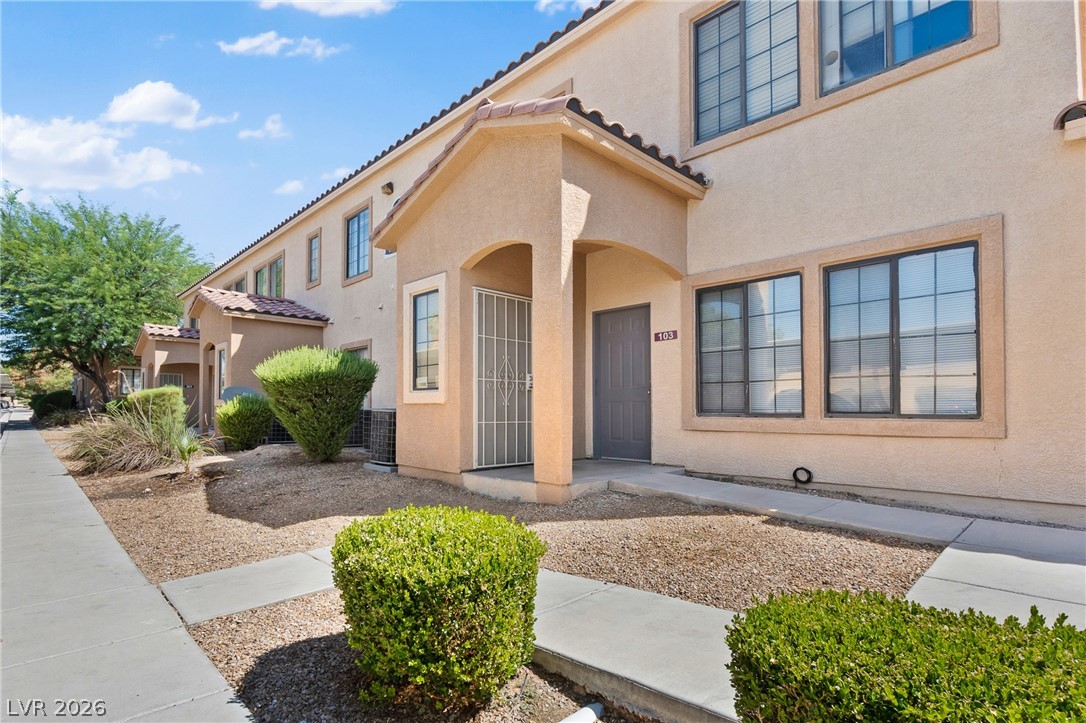 2060 Rancho Lake Drive #103, Las Vegas 89108