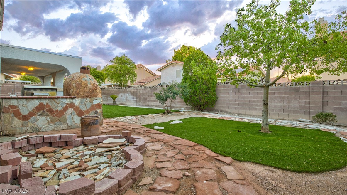 Photo 33 of 38, 8640 Blissville Avenue
