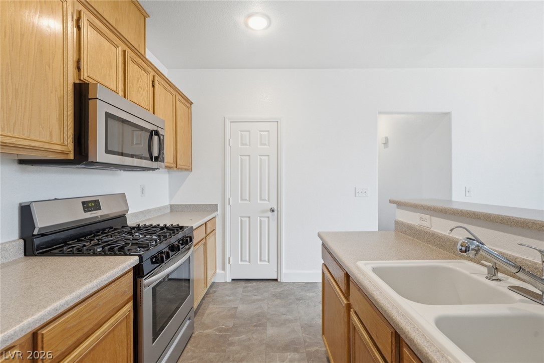 Photo 12 of 42, 1358 Crystal Hill Lane #3