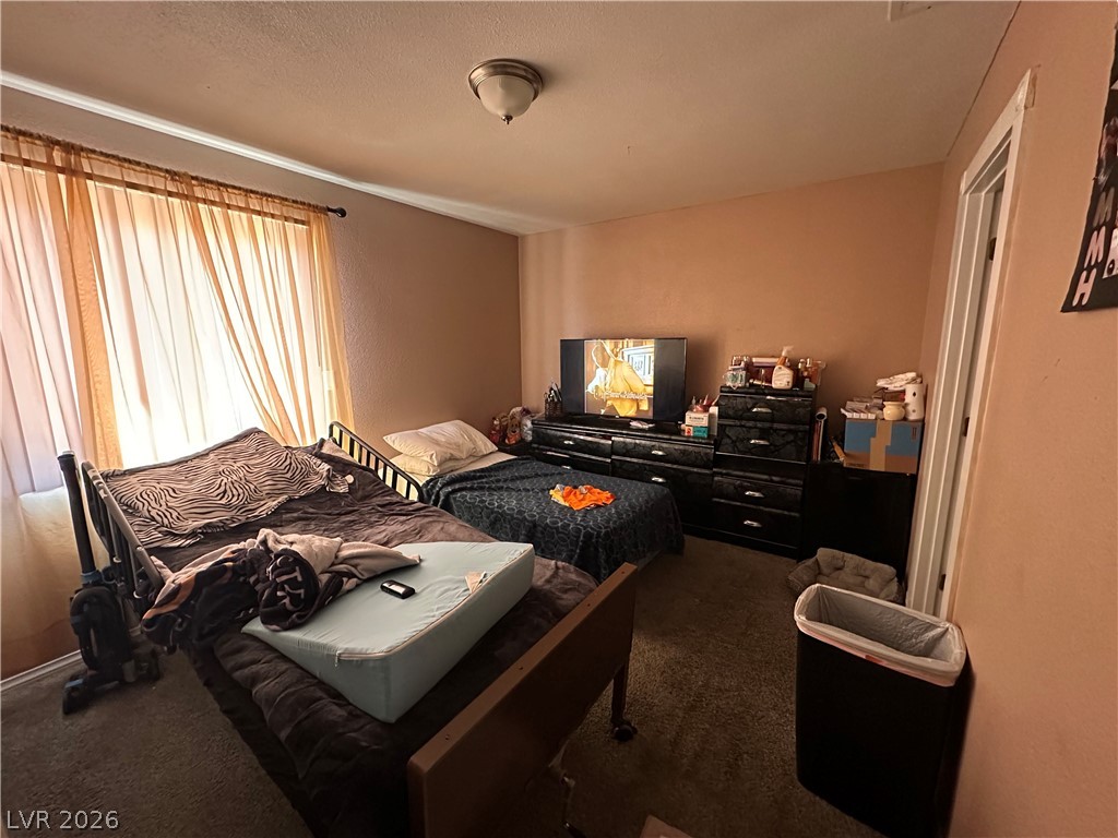 Photo 7 of 10, 4300 N Lamont Street #282