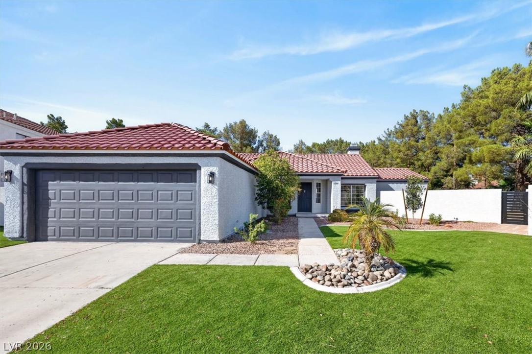 3204 Crescent Run Court, Las Vegas 89117