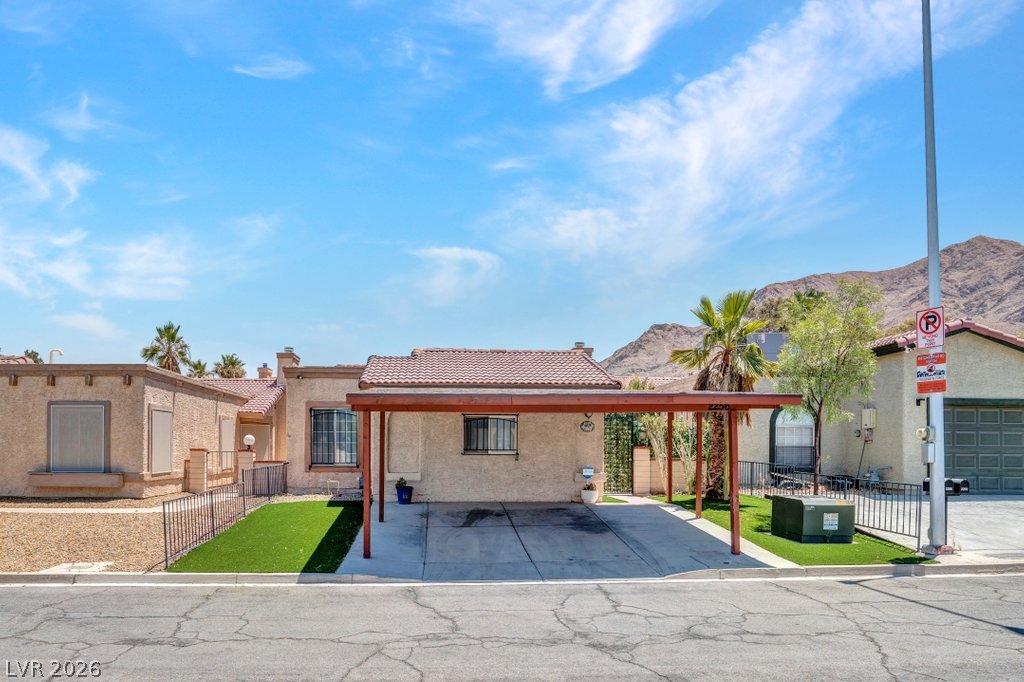 2256 Sabroso Street, Las Vegas 89156