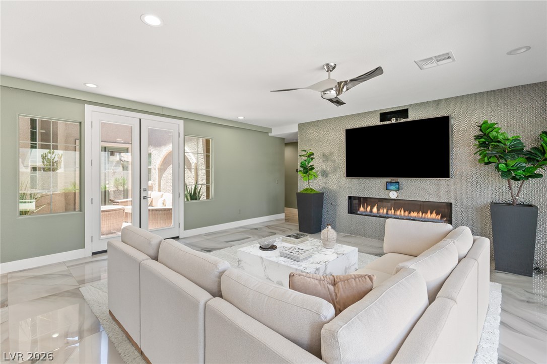 Photo 13 of 61, 3552 Coventry Gardens Drive