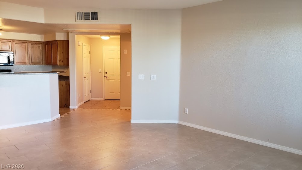 Photo 7 of 22, 8777 W Maule Avenue #2128