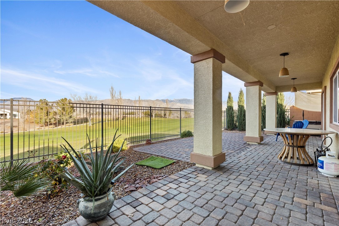 Photo 5 of 5524 E San Pietro Drive