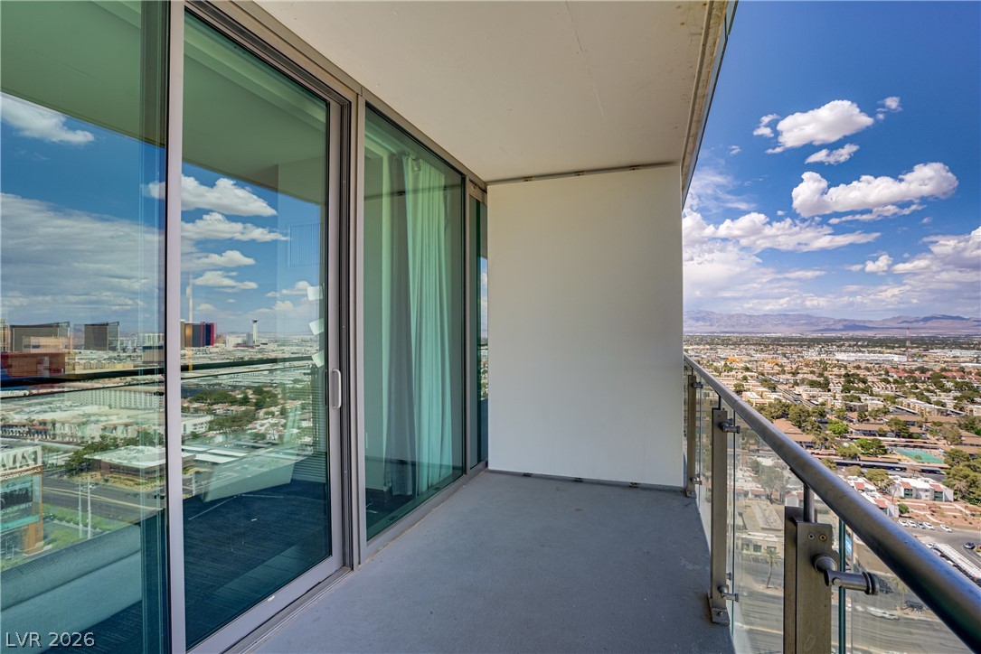 Photo 14 of 21, 4381 W Flamingo Road #27308