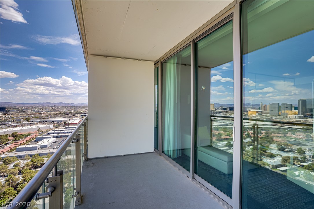 Photo 15 of 21, 4381 W Flamingo Road #27308