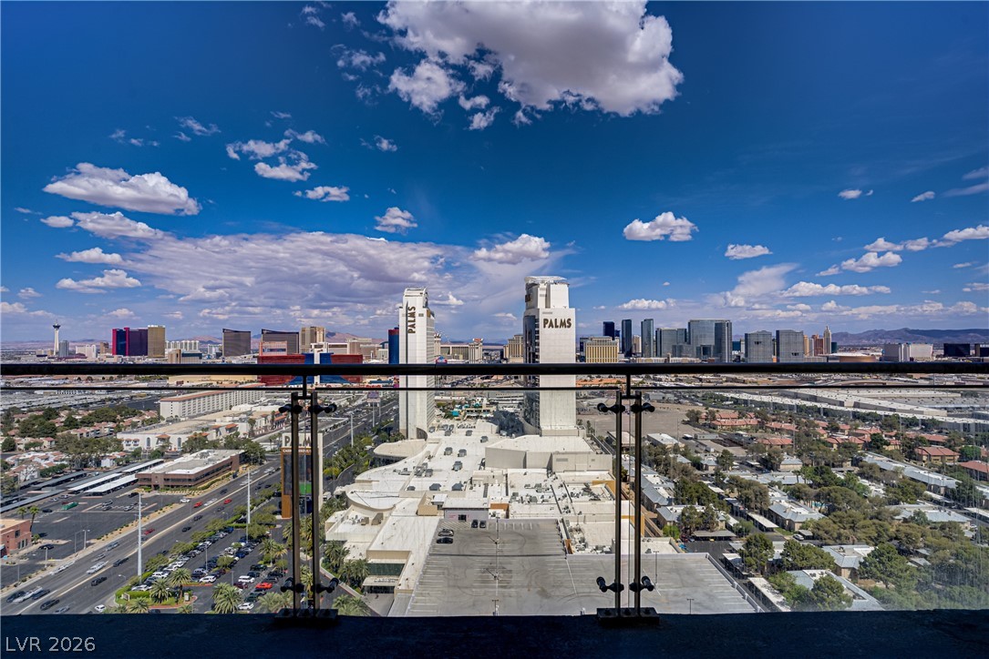 Photo 17 of 21, 4381 W Flamingo Road #27308