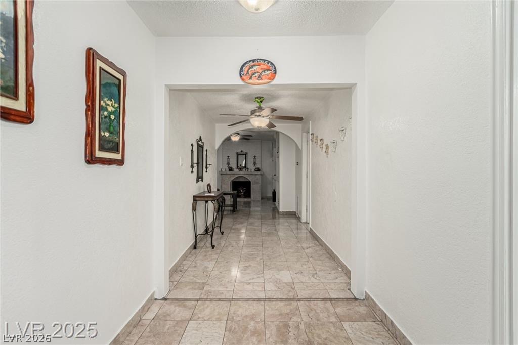 Photo 39 of 42, 1924 S 1924 S 6th ST Street