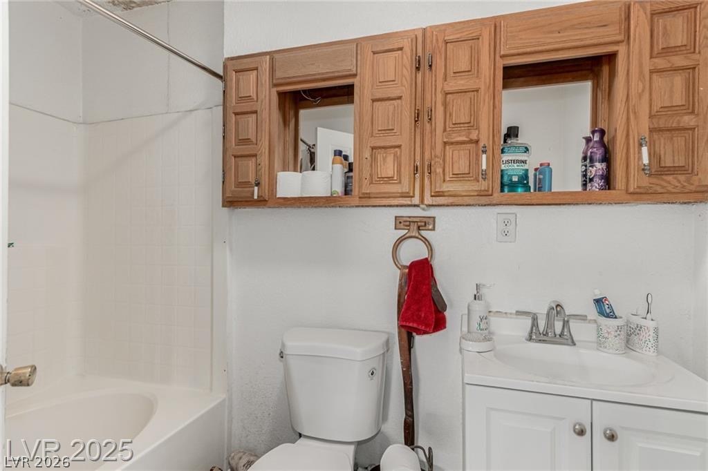 Photo 14 of 42, 1924 S 1924 S 6th ST Street