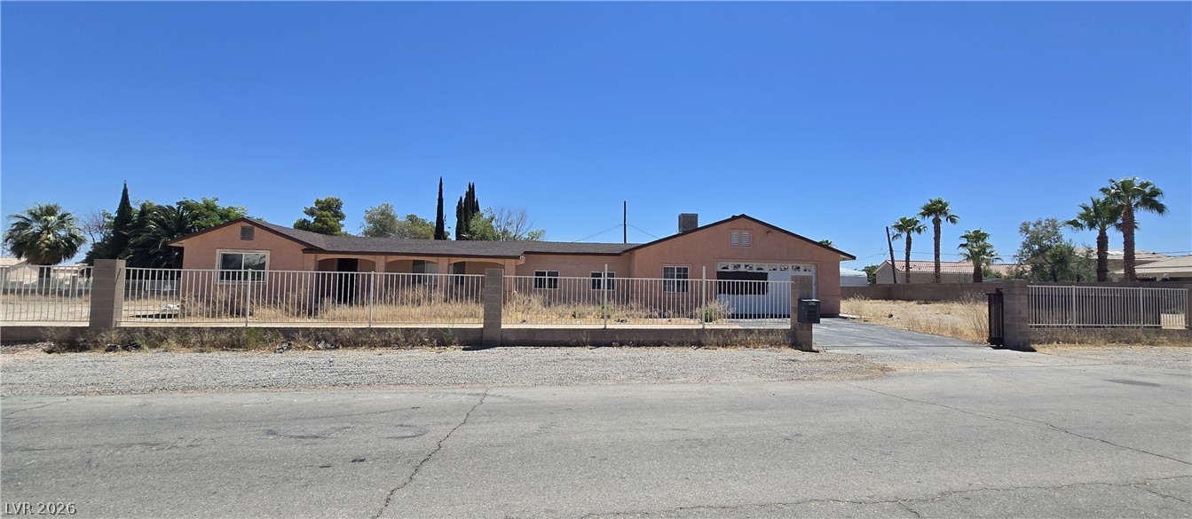 5785 W Russell Road, Las Vegas 89118