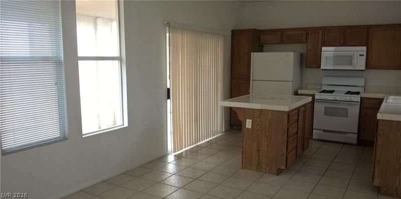 Photo 10 of 58, 1109 Storke Lane