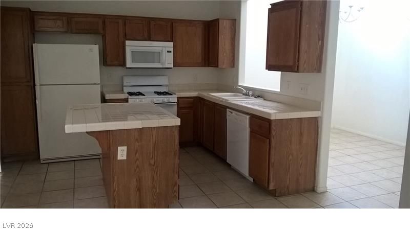Photo 5 of 1109 Storke Lane