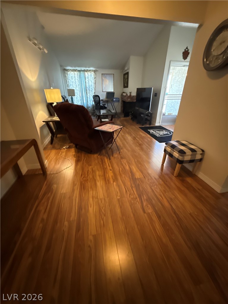 Photo 10 of 59, 704 Eastview Drive