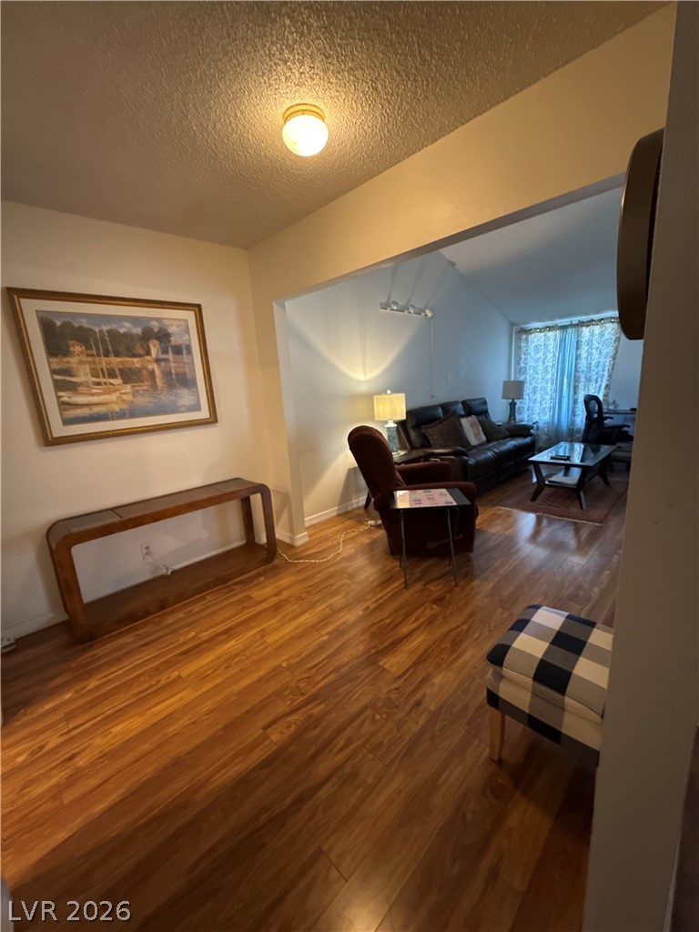 Photo 33 of 59, 704 Eastview Drive