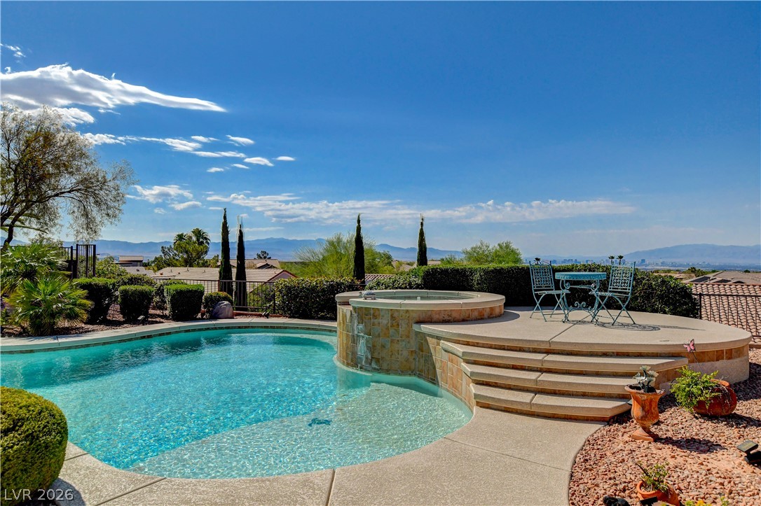2370 Rosendale Village Avenue, Henderson 89052