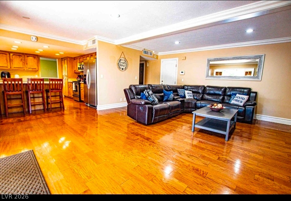 Photo 5 of 6605 Hyde Avenue