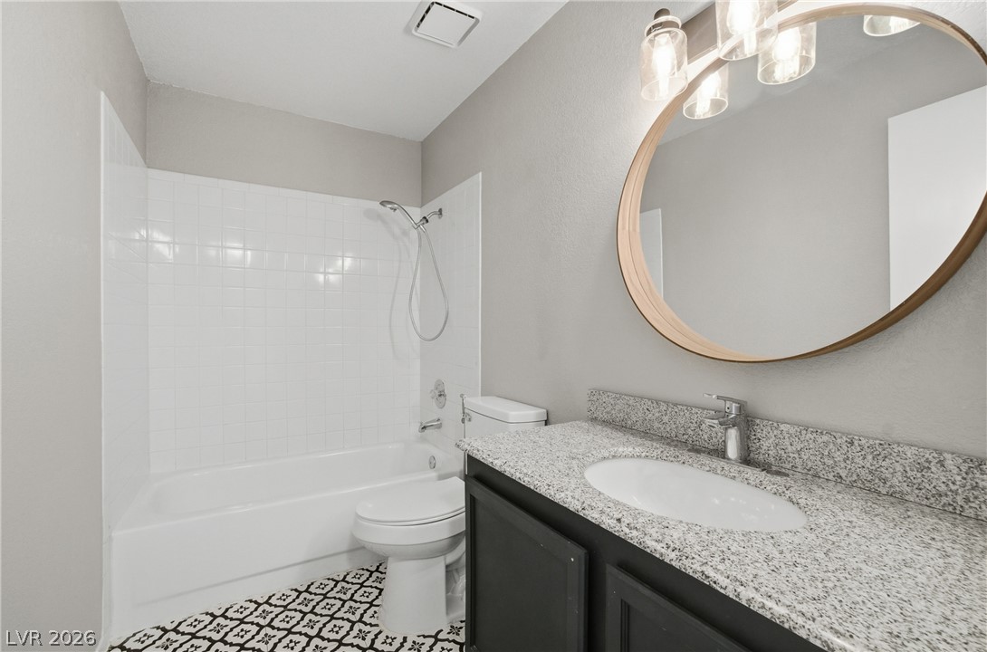 Photo 5 of 945 Falconhead Lane #201