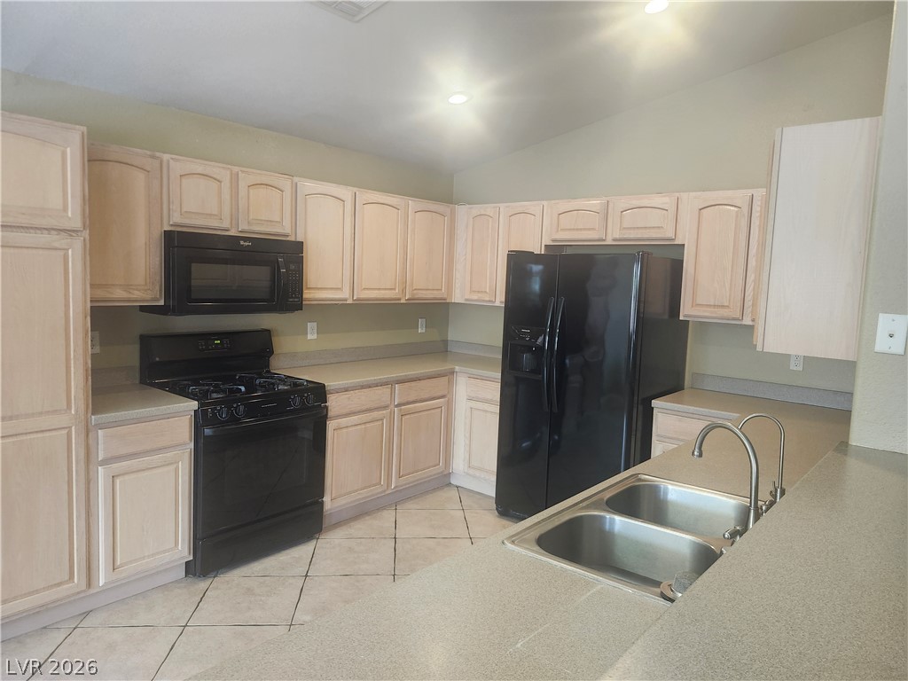 Photo 12 of 60, 5599 River Highlands Place