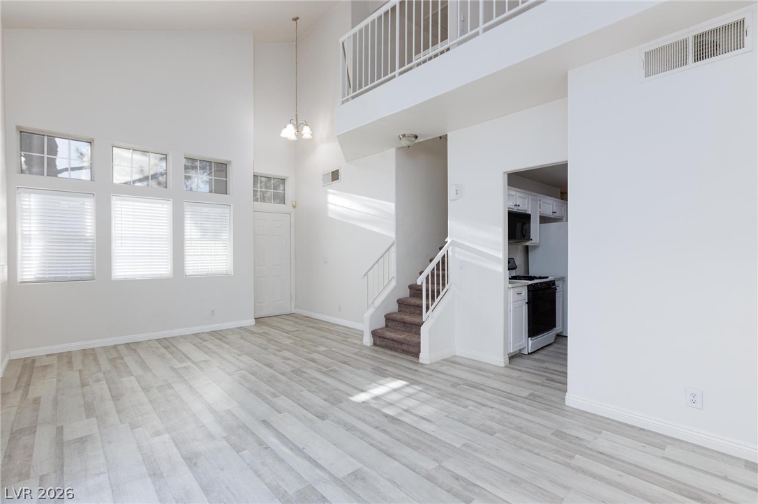 Photo 6 of 36, 2246 Ramsgate Drive #0