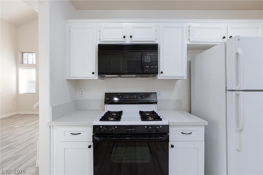 Photo 10 of 36, 2246 Ramsgate Drive #0