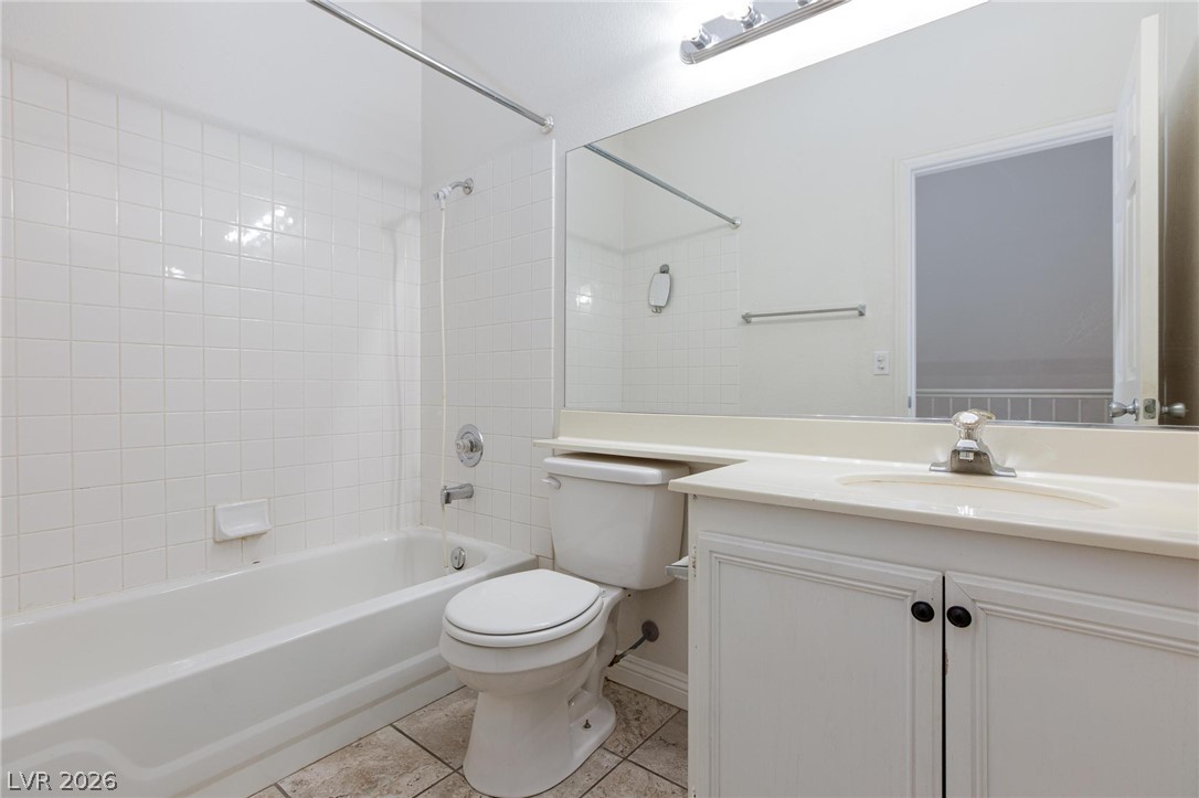 Photo 24 of 36, 2246 Ramsgate Drive #0