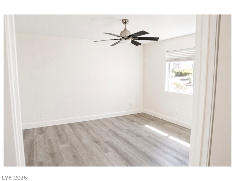 Photo 11 of 25, 7900 Foxwood Place #102