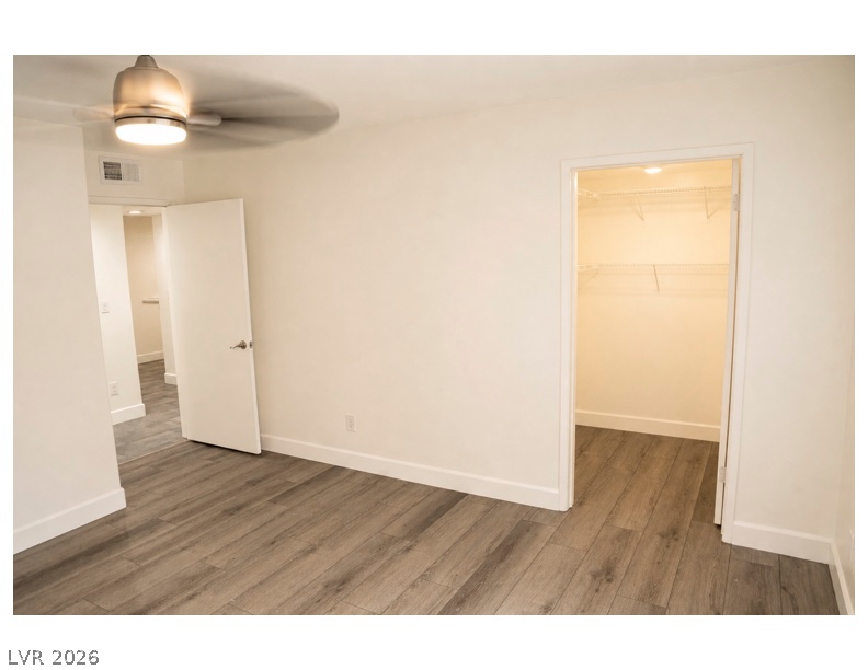 Photo 8 of 25, 7900 Foxwood Place #102