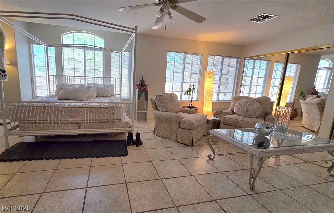 Photo 36 of 49, 884 E Robindale Road
