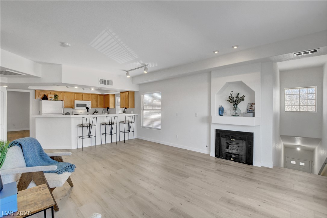 Photo 5 of 3600 Arginis Street #201