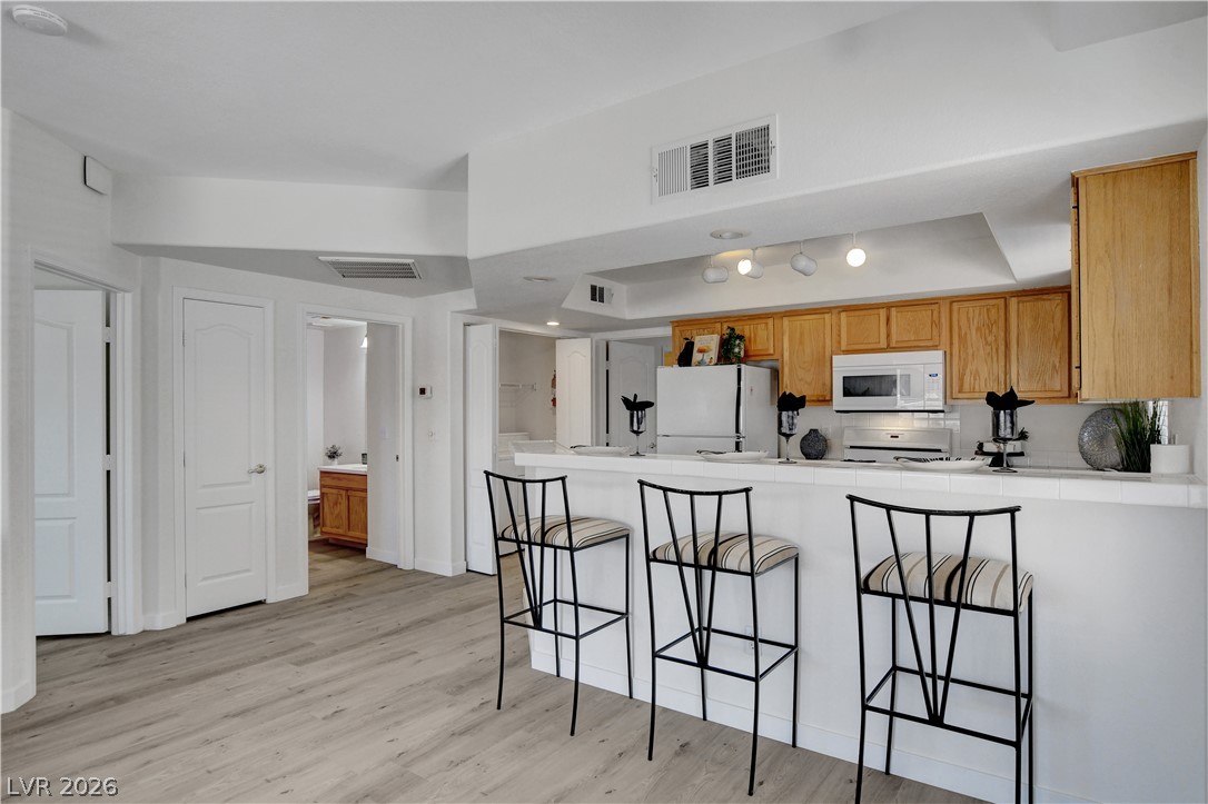 Photo 8 of 38, 3600 Arginis Street #201