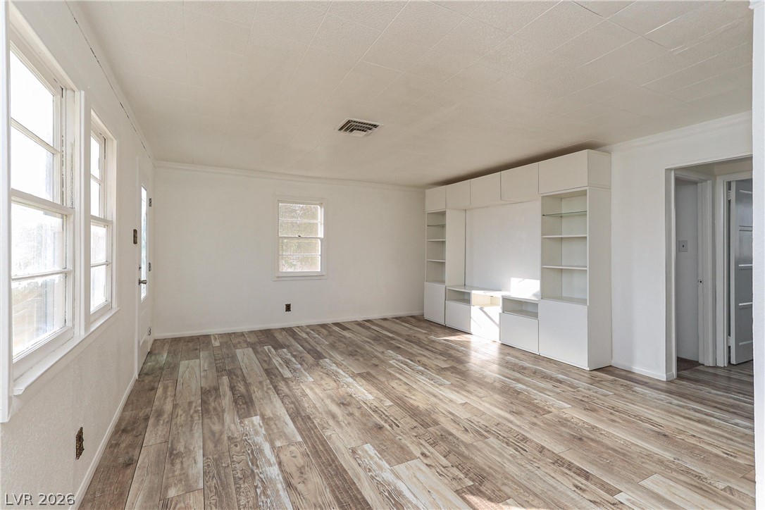 Photo 24 of 36, 616 6th Street