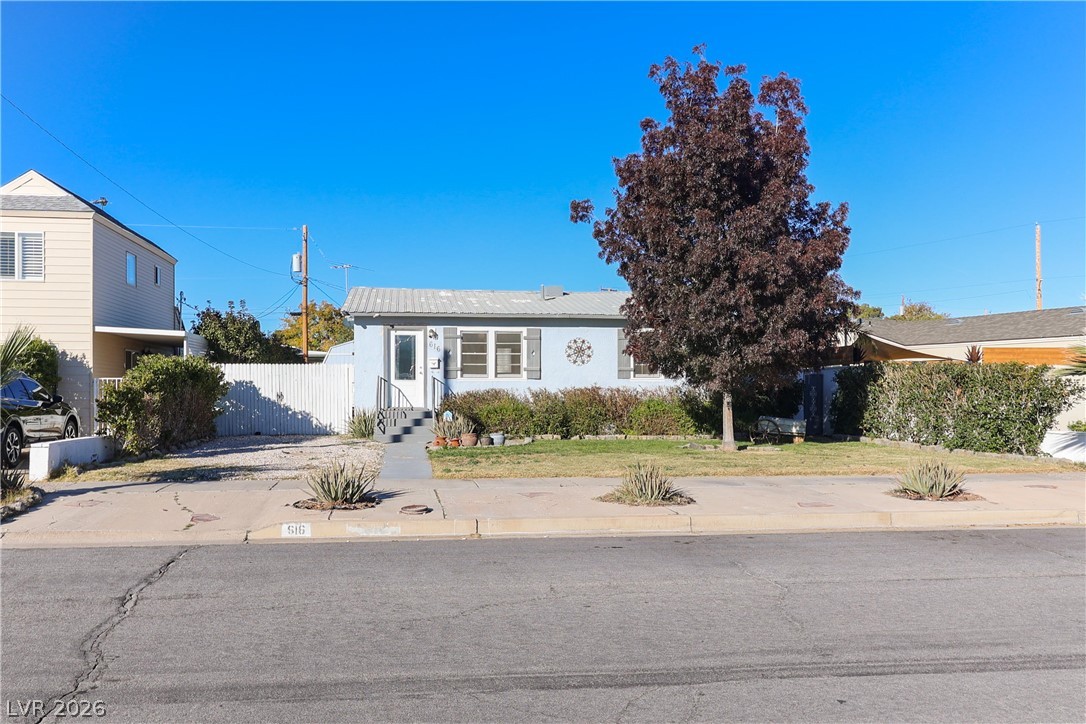 Photo 3 of 616 6th Street