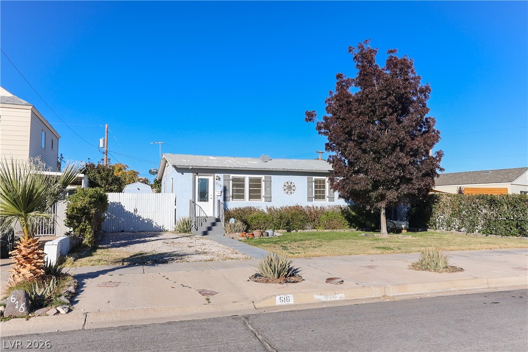 Photo 4 of 616 6th Street