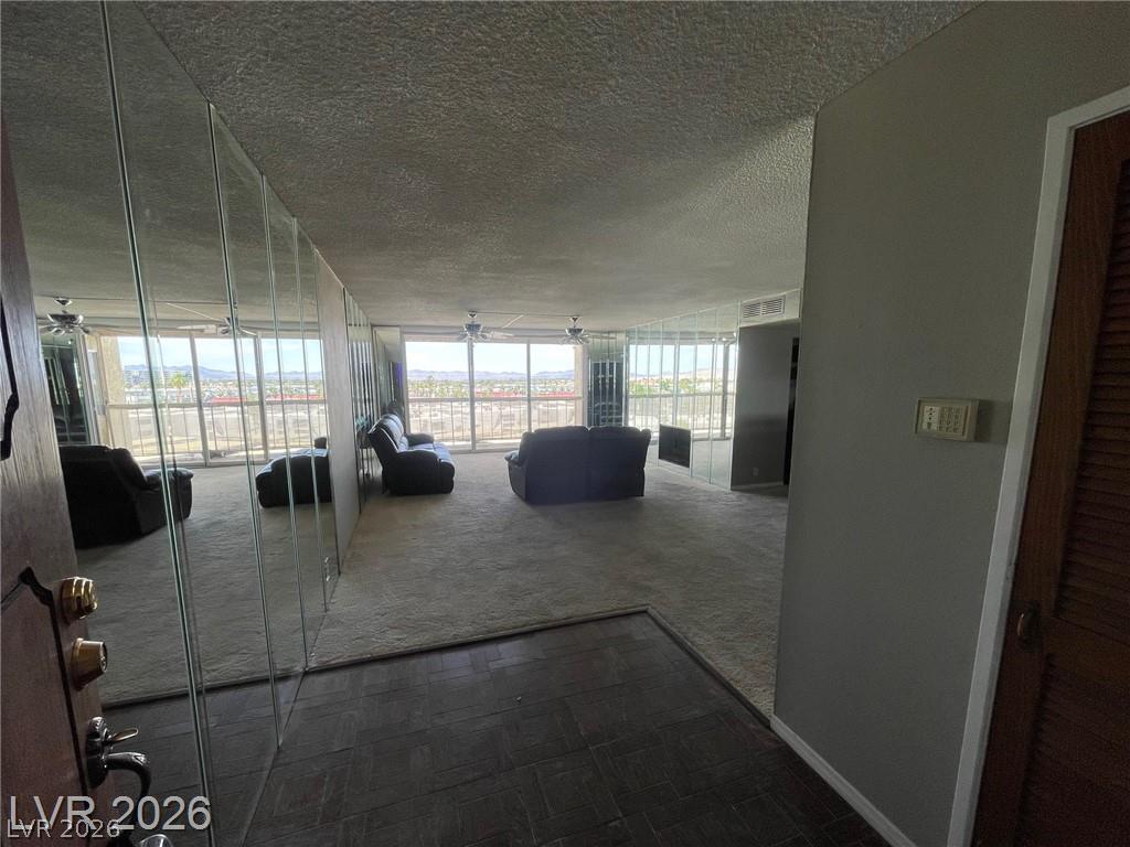 Photo 9 of 10, 750 S Royal Crest Circle #351