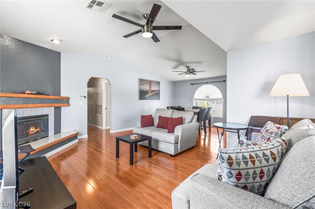 Photo 13 of 36, 6832 Elm Creek Drive #204